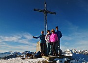 59 In vetta al Monte Venturosa (1999 m)